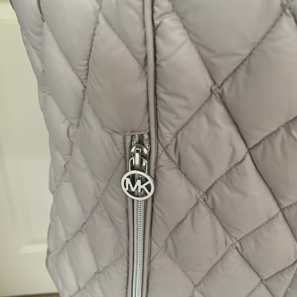 🆕 Michael Kors gray down puffer quilt jacket coat - Picture 3 of 5